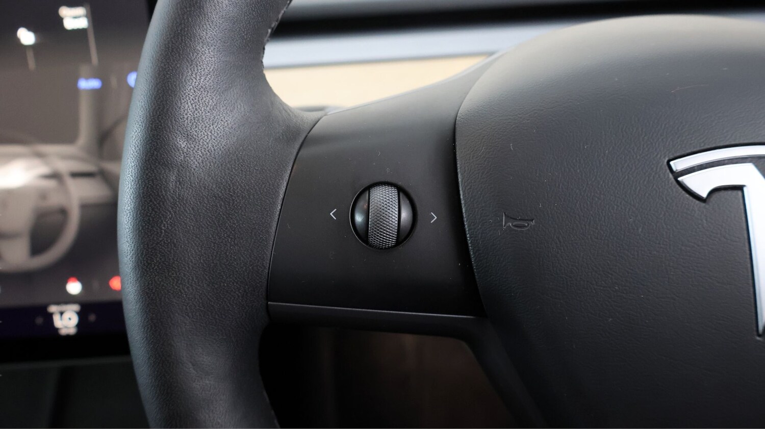 Used Tesla Model 3 for sale - 77930547: Photo 22