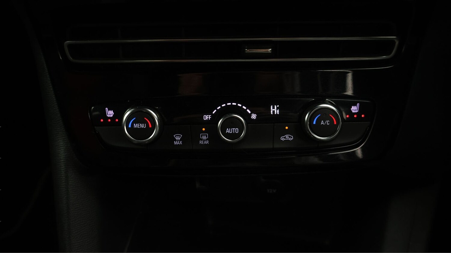 Used Vauxhall Mokka 2023 for sale - 78162324: Photo 12