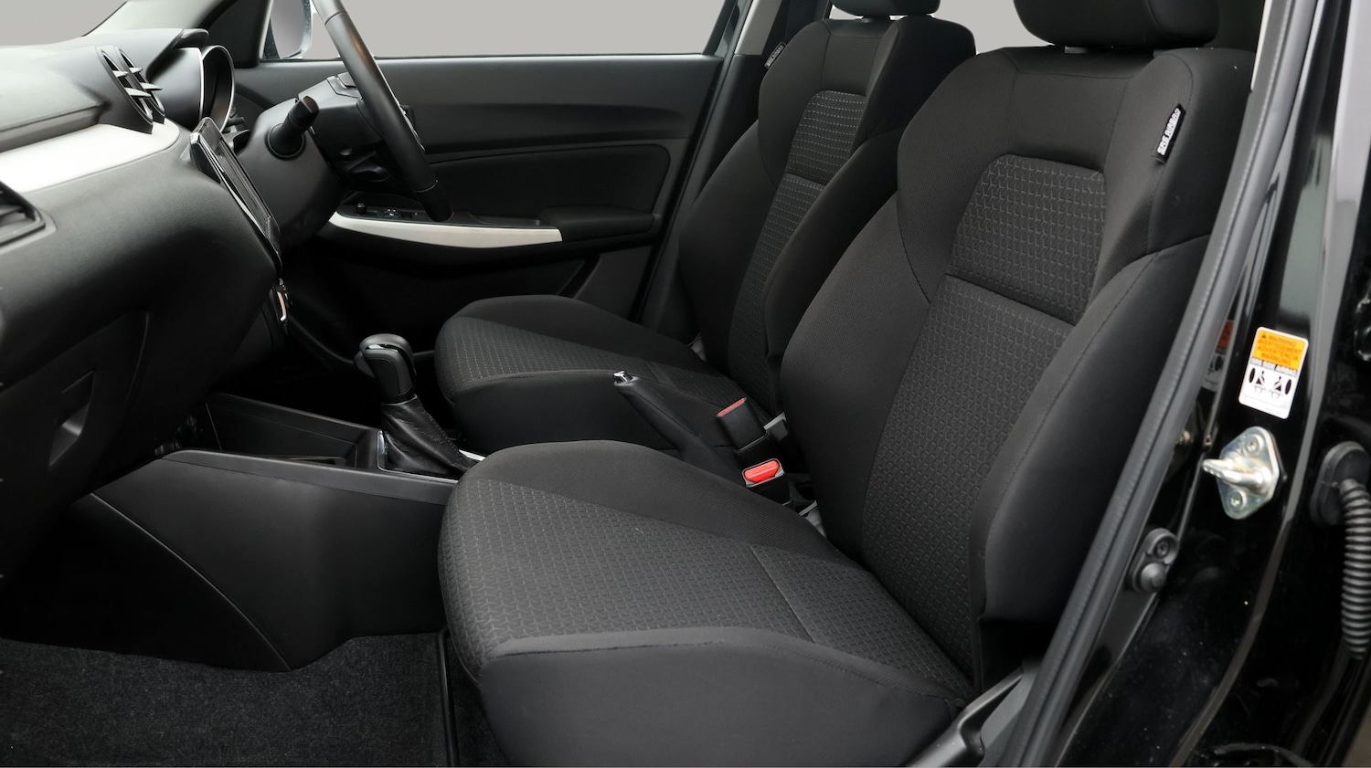 Used Suzuki Swift 2022 for sale - 77181896: Photo 14