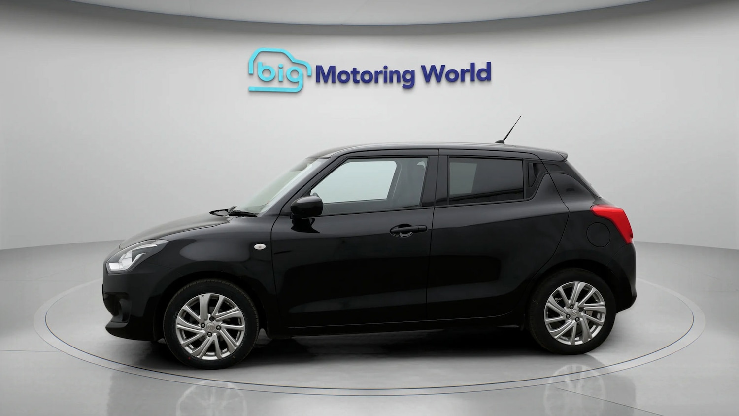 Used Suzuki Swift 2022 for sale - 77181896: Photo 4