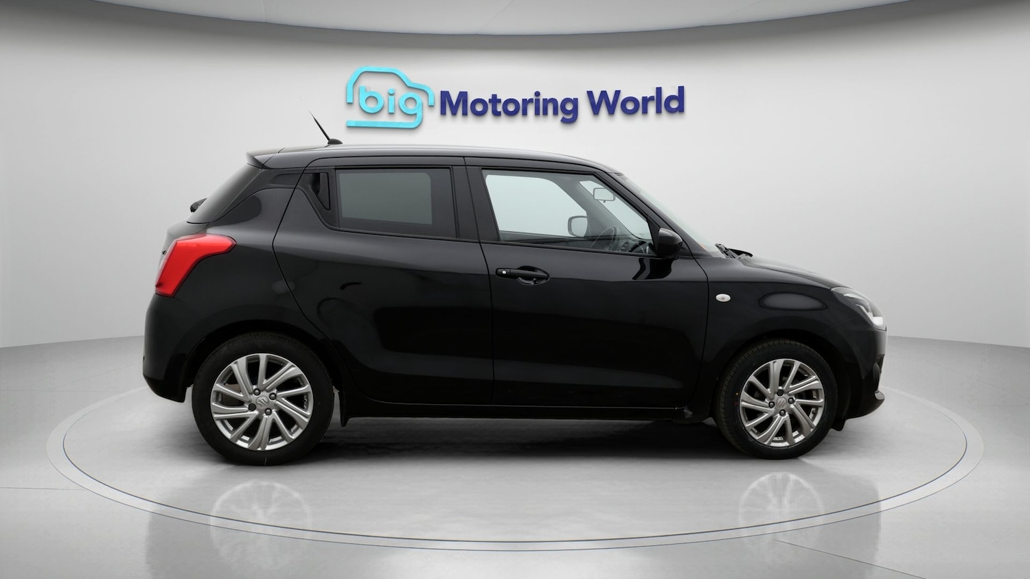 Used Suzuki Swift 2022 for sale - 77181896: Photo 8