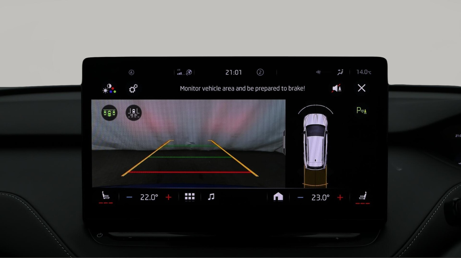 Used Skoda Enyaq 2023 for sale - 76388632: Photo 25