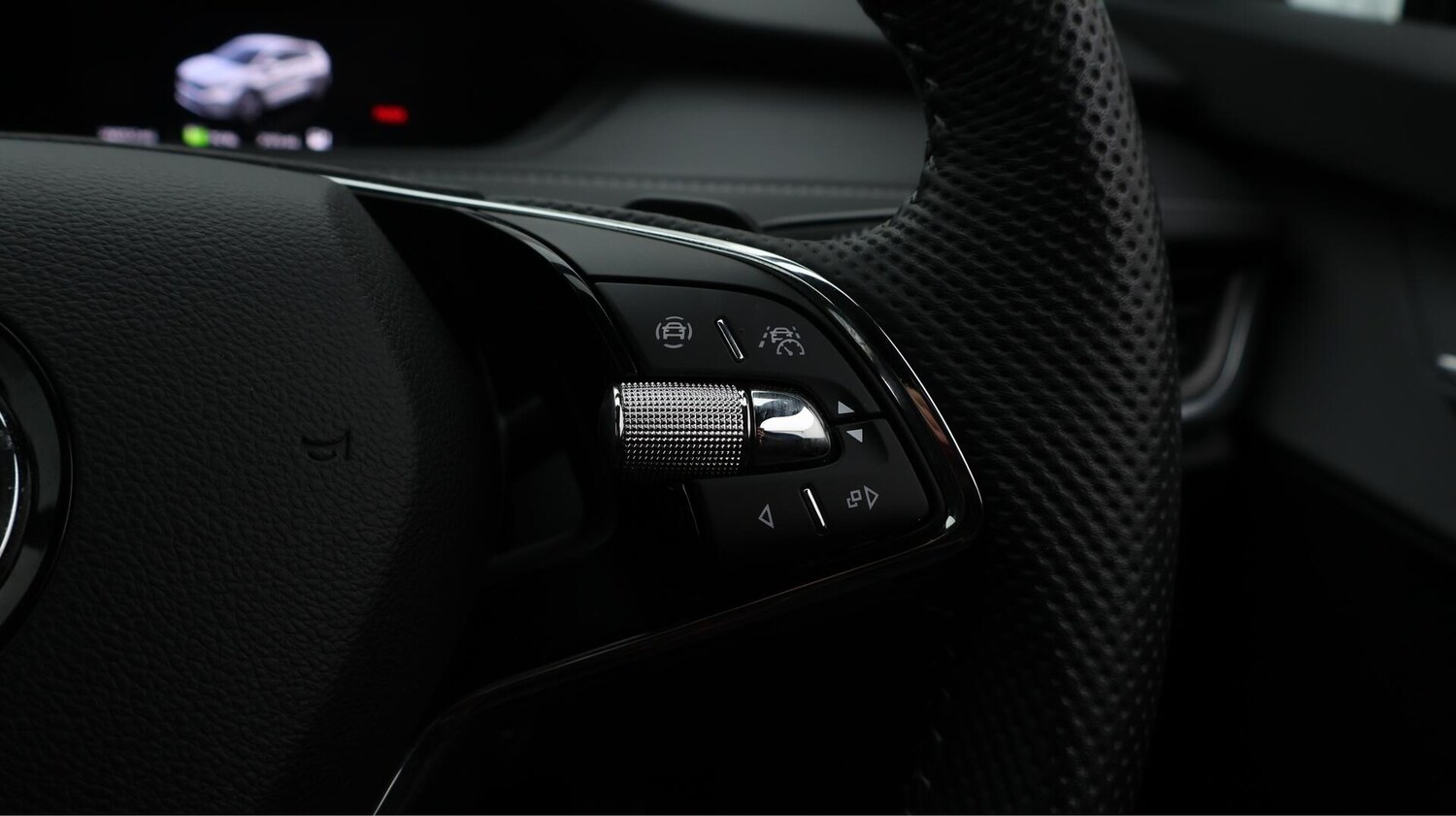 Used Skoda Enyaq 2023 for sale - 76388632: Photo 28