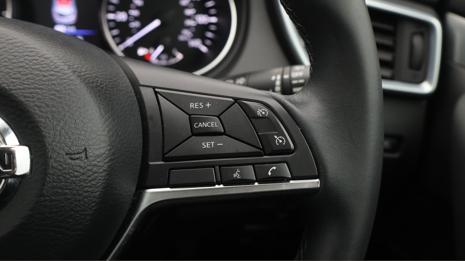 Used Nissan Qashqai 2021 for sale - 77233232: Photo 24