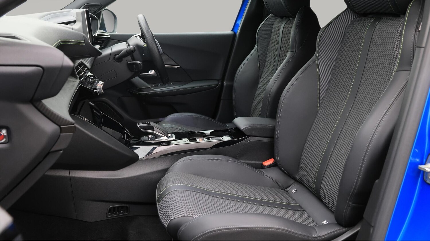 Used Peugeot 2008 2020 for sale - 76388570: Photo 15