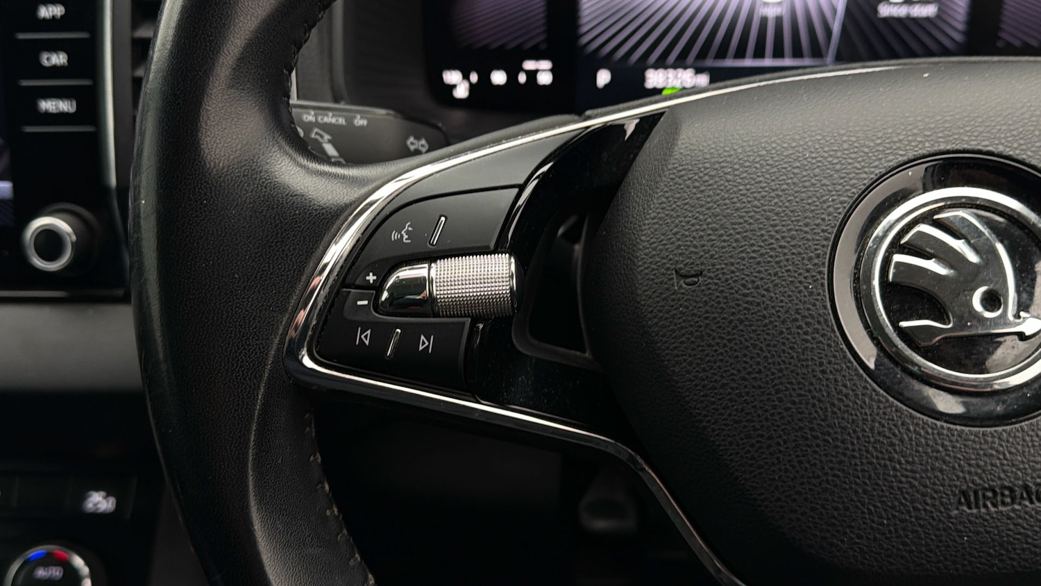 Used Skoda Karoq for sale - 78111863: Photo 22