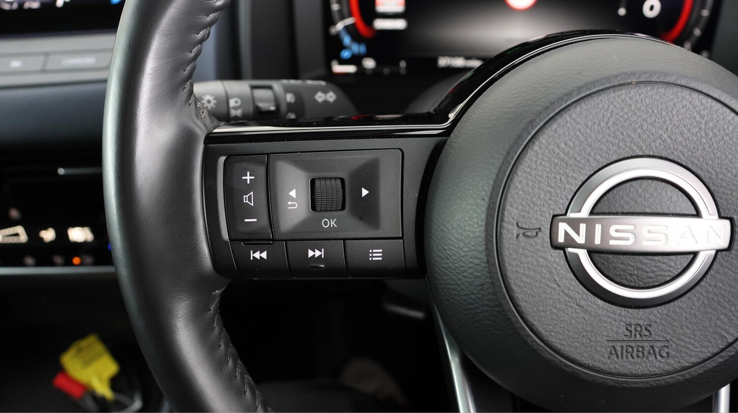 Used Nissan Qashqai for sale - 76432212: Photo 23