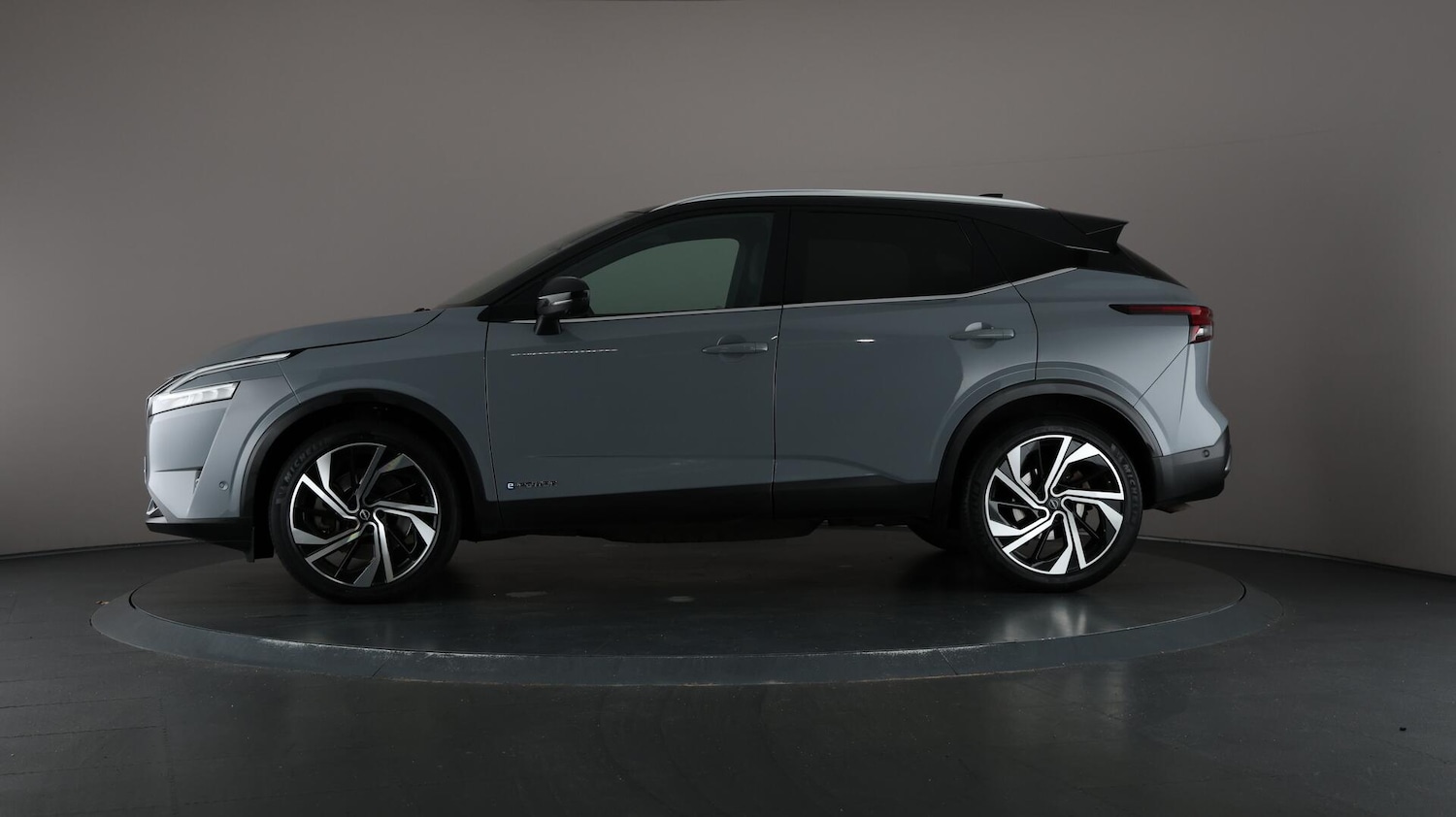 Used Nissan Qashqai for sale - 76432212: Photo 39