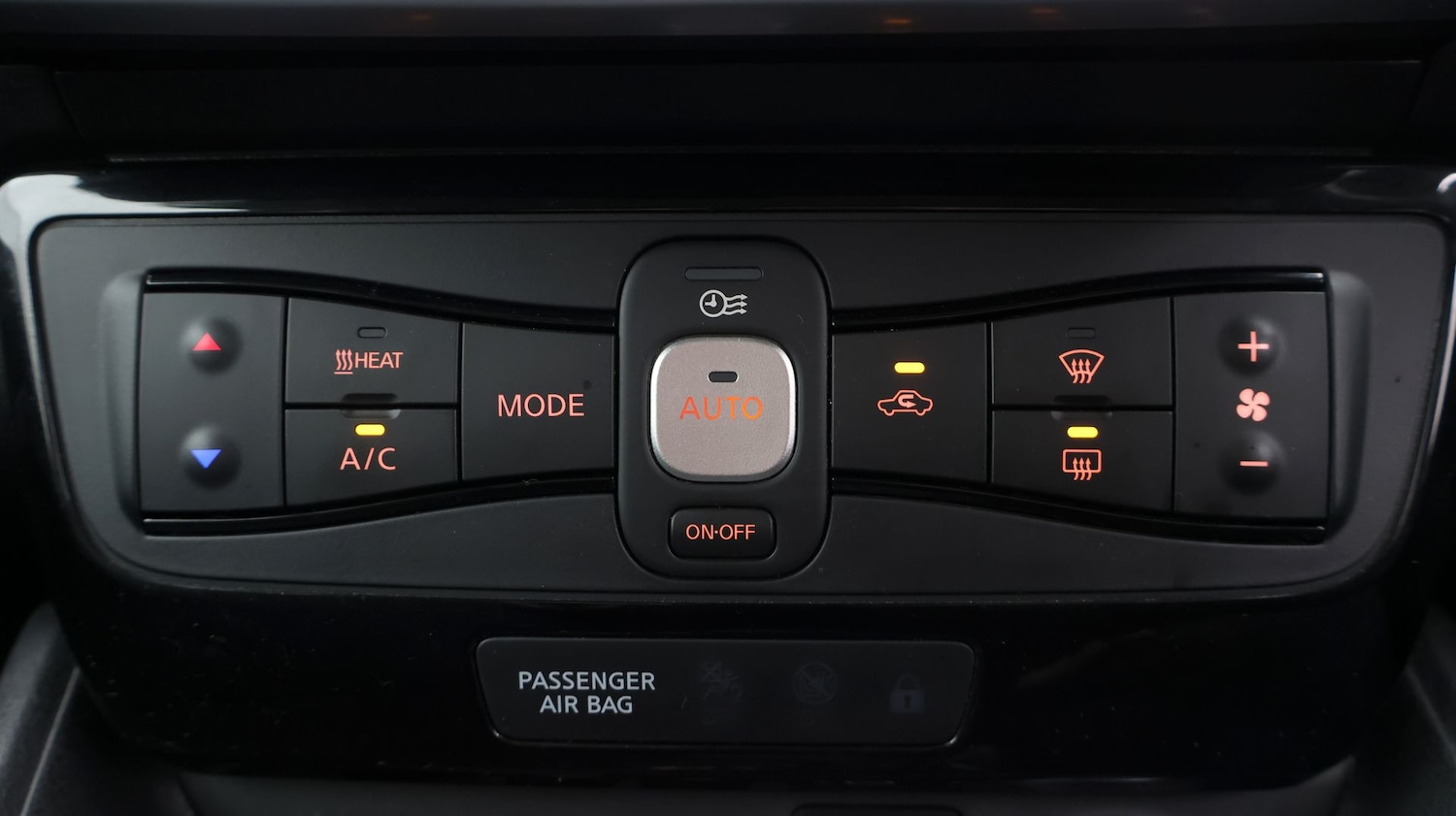 Used Nissan Leaf 2020 for sale - 77367537: Photo 12