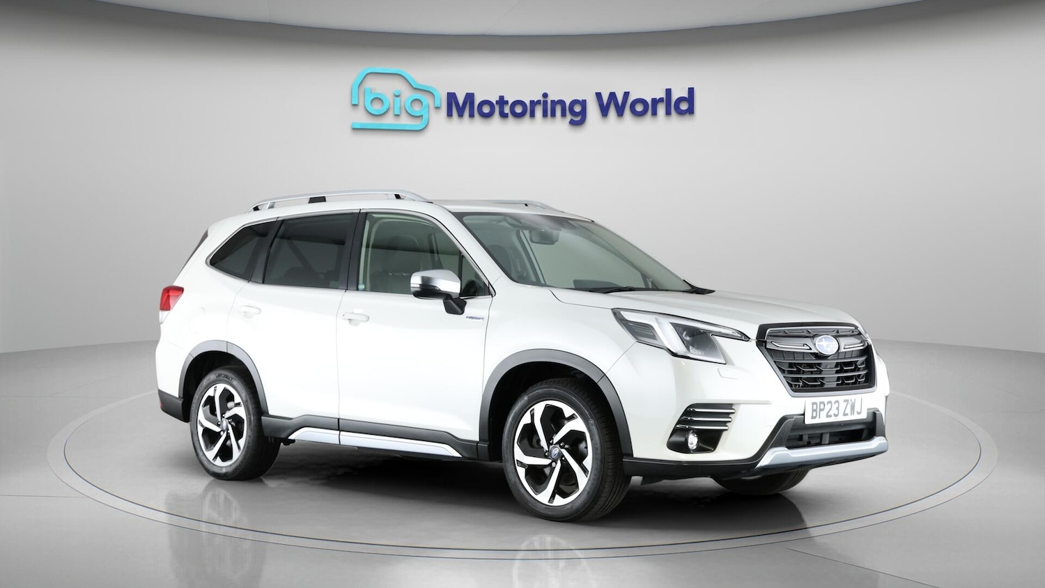 Used Subaru Forester 2023 for sale - 76728035: Photo 2