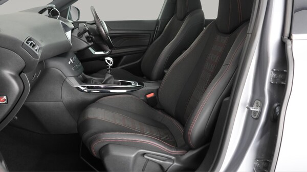Used Peugeot 308 SW 2019 for sale - 75989917: Photo 14