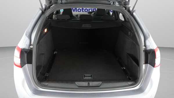 Used Peugeot 308 SW 2019 for sale - 75989917: Photo 17