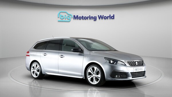 Used Peugeot 308 SW 2019 for sale - 75989917: Photo 1