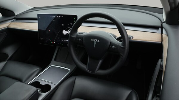 Used Tesla Model 3 2021 for sale - 76201456: Photo 10