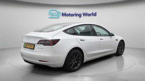 Used Tesla Model 3 2021 for sale - 76201456: Photo 8
