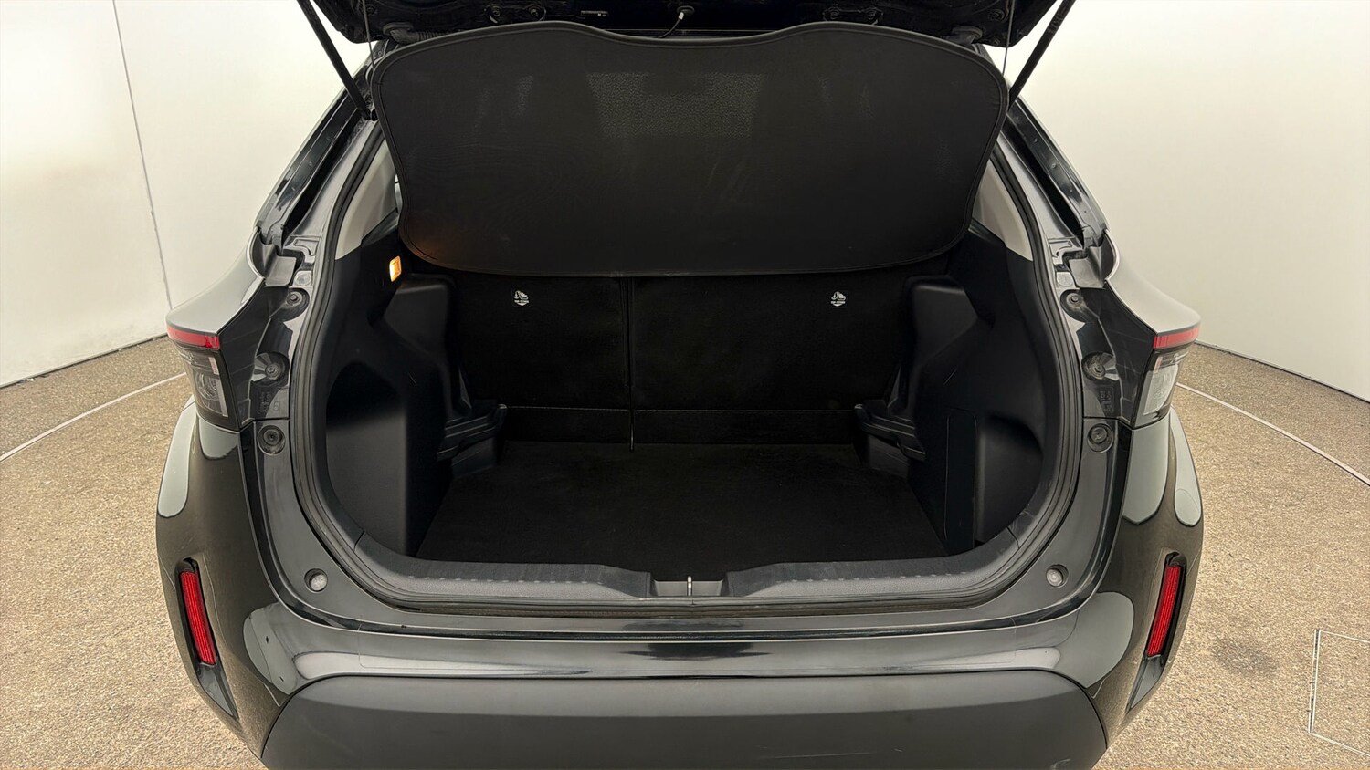 Used Toyota Yaris Cross 2022 for sale - 78107167: Photo 16