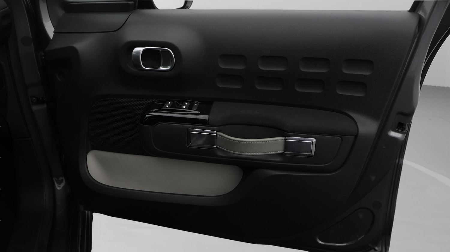 Used Citroen C3 2022 for sale - 76259761: Photo 16