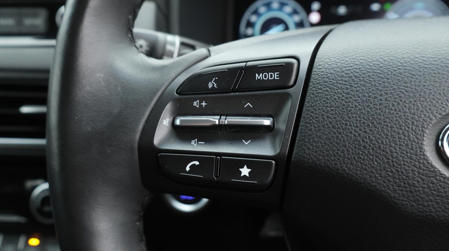 Used Hyundai KONA 2022 for sale - 76122723: Photo 24