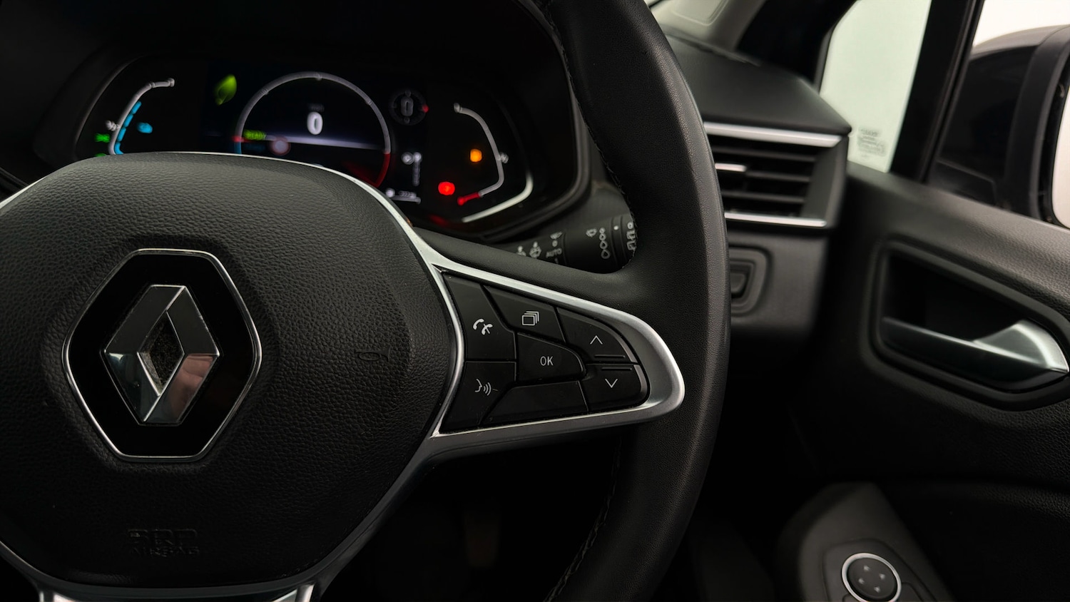 Used Renault Clio 2023 for sale - 77964723: Photo 23