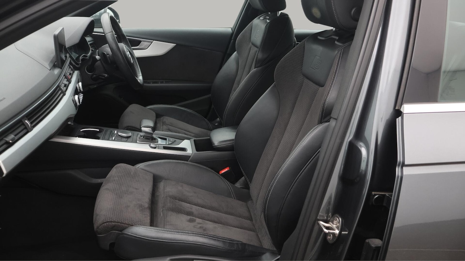 Used Audi A4 2019 for sale - 76753378: Photo 14