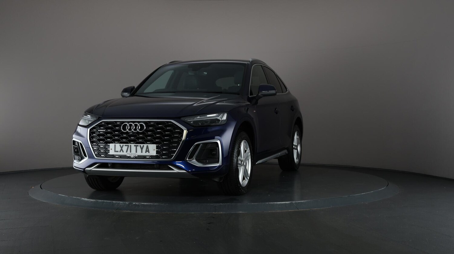 Used Audi Q5 2021 for sale - 76094365: Photo 48