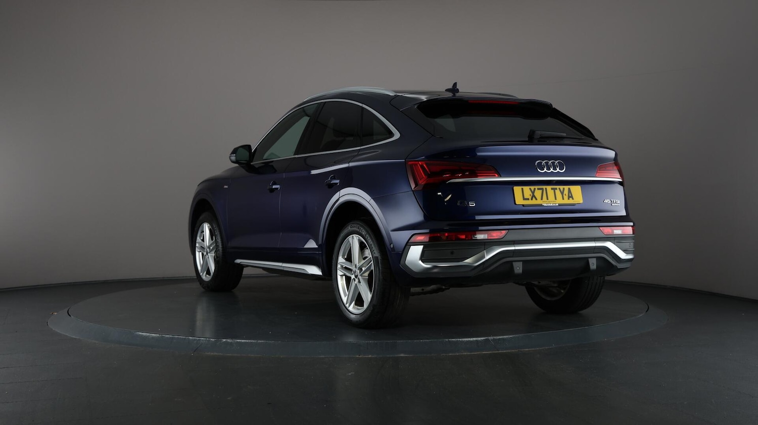 Used Audi Q5 2021 for sale - 76094365: Photo 69