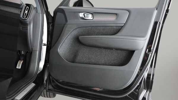 Used Volvo XC40 2020 for sale - 76318175: Photo 16