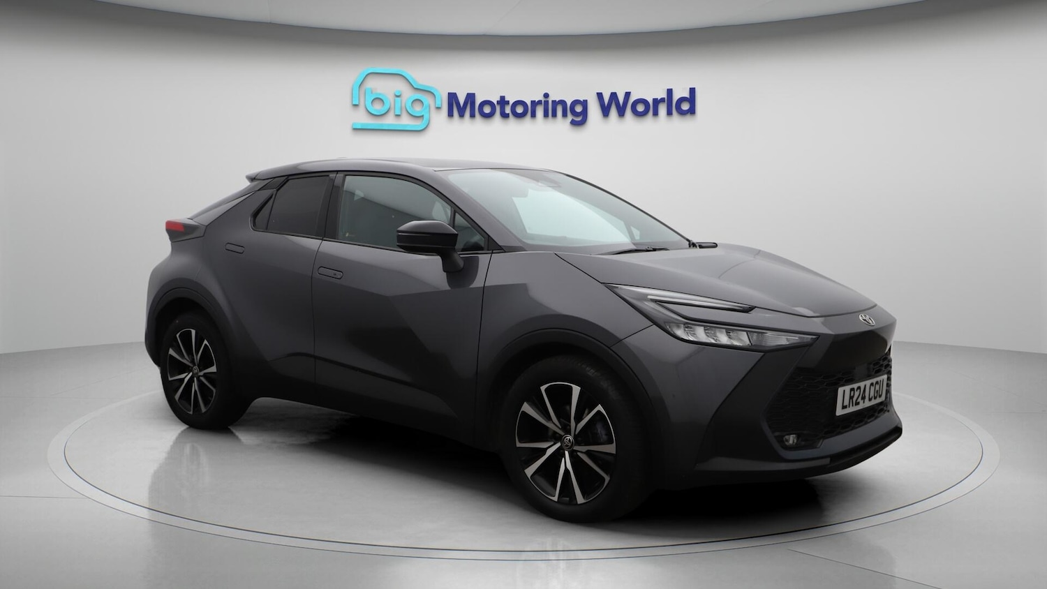 Used Toyota C-HR 2024 for sale - 76499261: Photo 1