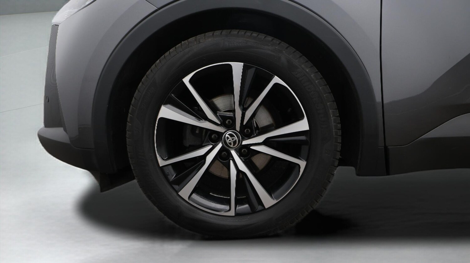 Used Toyota C-HR 2024 for sale - 76499261: Photo 18