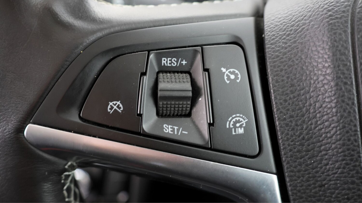 Used Vauxhall Mokka X 2018 for sale - 77465517: Photo 21