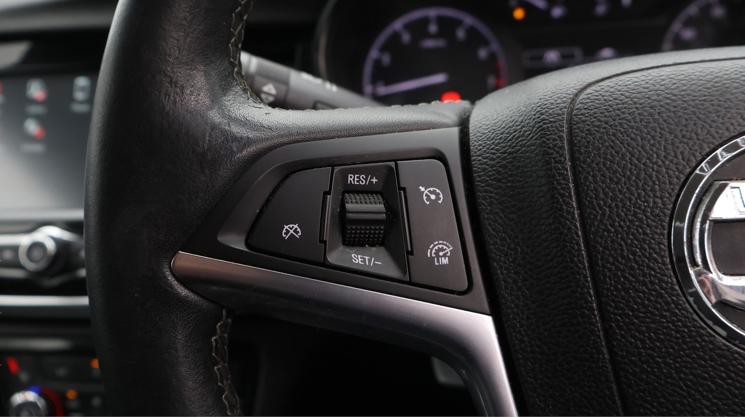 Used Vauxhall Mokka X 2018 for sale - 77803105: Photo 24