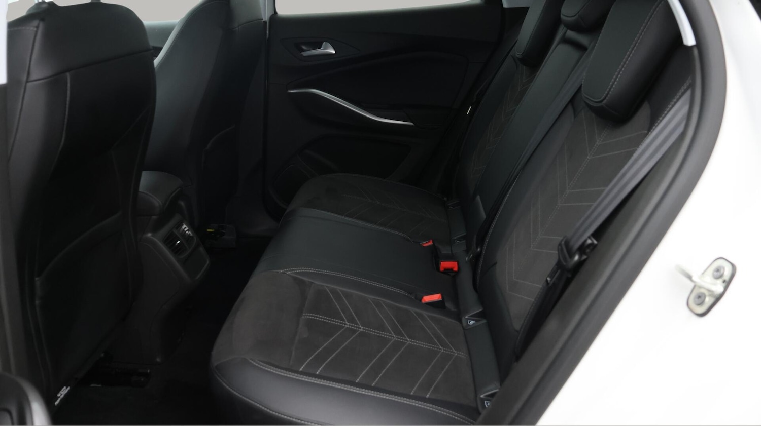 Used Vauxhall Grandland 2024 for sale - 76371621: Photo 17