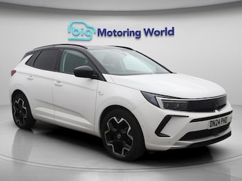 2024 (24) - 1.2 Turbo Ultimate SUV 5dr Petrol Manual Euro 6 (s/s) (130 ps)