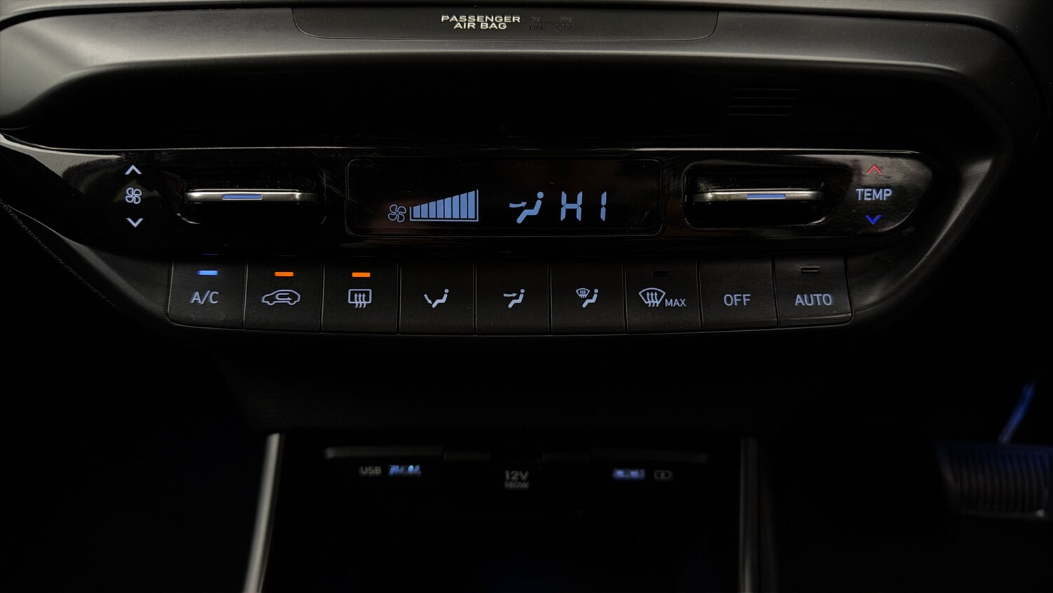 Used Hyundai i20 2022 for sale - 78209696: Photo 11