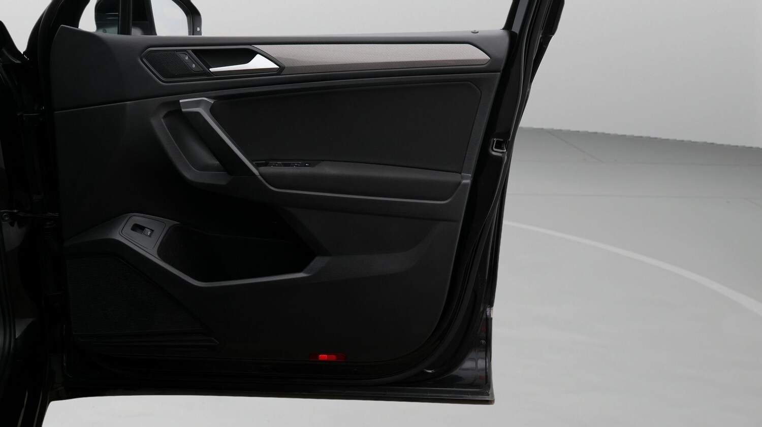 Used Volkswagen Tiguan Allspace 2024 for sale - 77449999: Photo 15