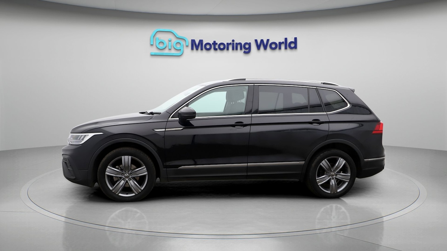 Used Volkswagen Tiguan Allspace 2024 for sale - 77449999: Photo 4