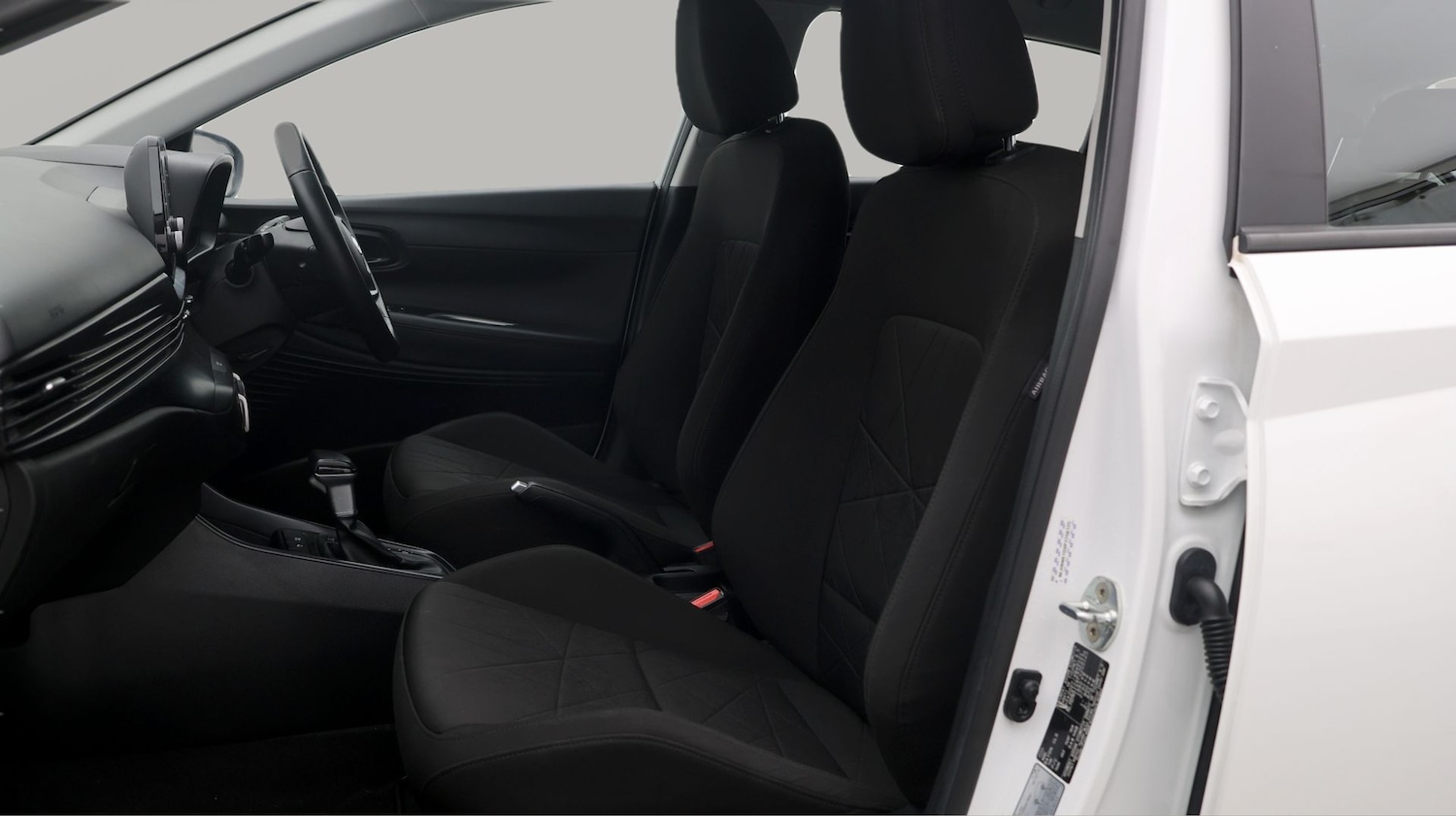 Used Hyundai BAYON 2023 for sale - 77420590: Photo 14