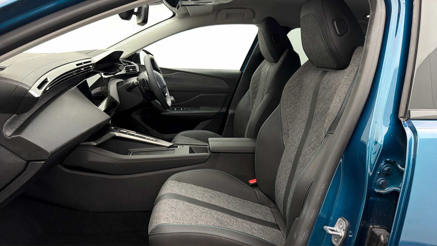 Used Peugeot 408 2024 for sale - 77964715: Photo 13