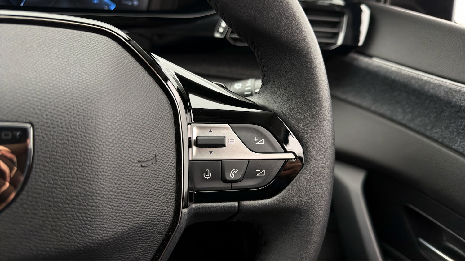 Used Peugeot 408 2024 for sale - 77964715: Photo 24