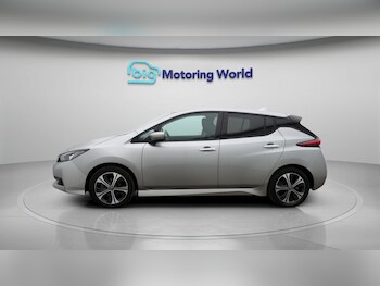 Used Nissan Leaf 2022 for sale - 77365062: Photo