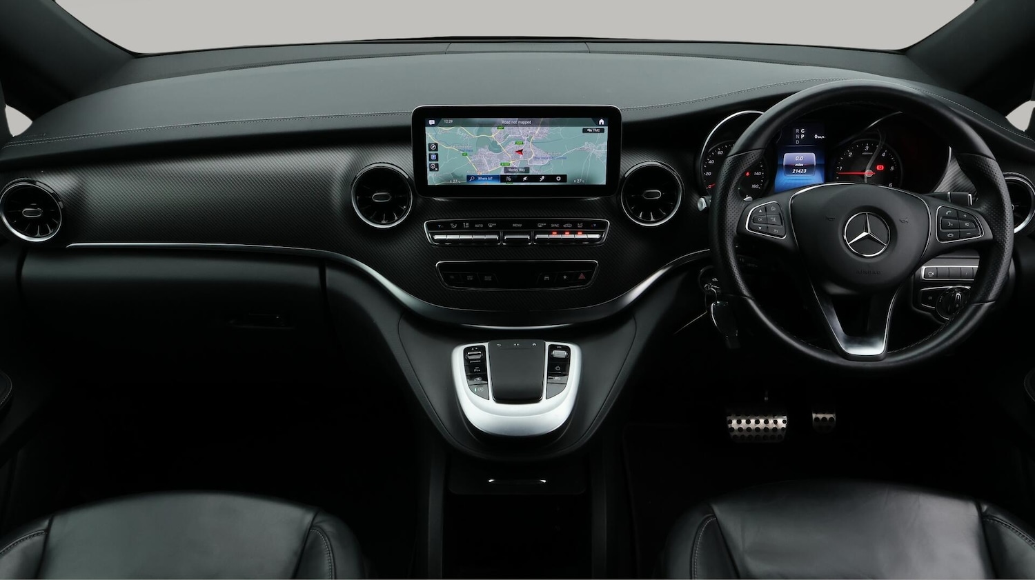 Used Mercedes-Benz V-Class 2023 for sale - 76432697: Photo 13