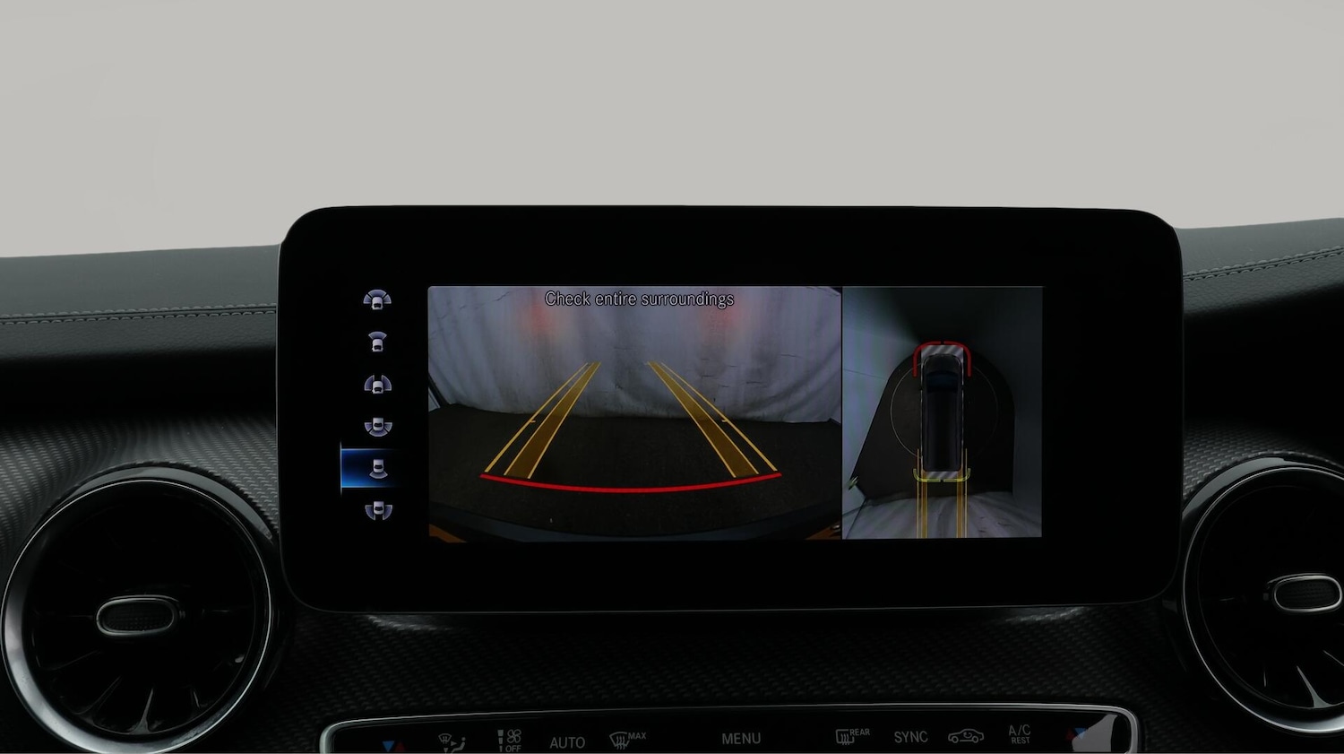 Used Mercedes-Benz V-Class 2023 for sale - 76432697: Photo 25