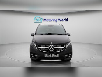 Used Mercedes-Benz V-Class 2023 for sale - 76432697: Photo