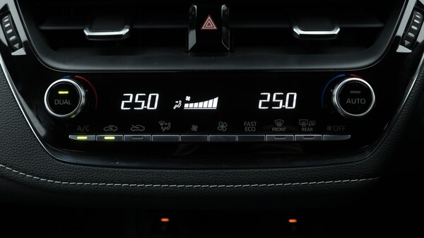 Used Toyota Corolla 2021 for sale - 76239576: Photo 13