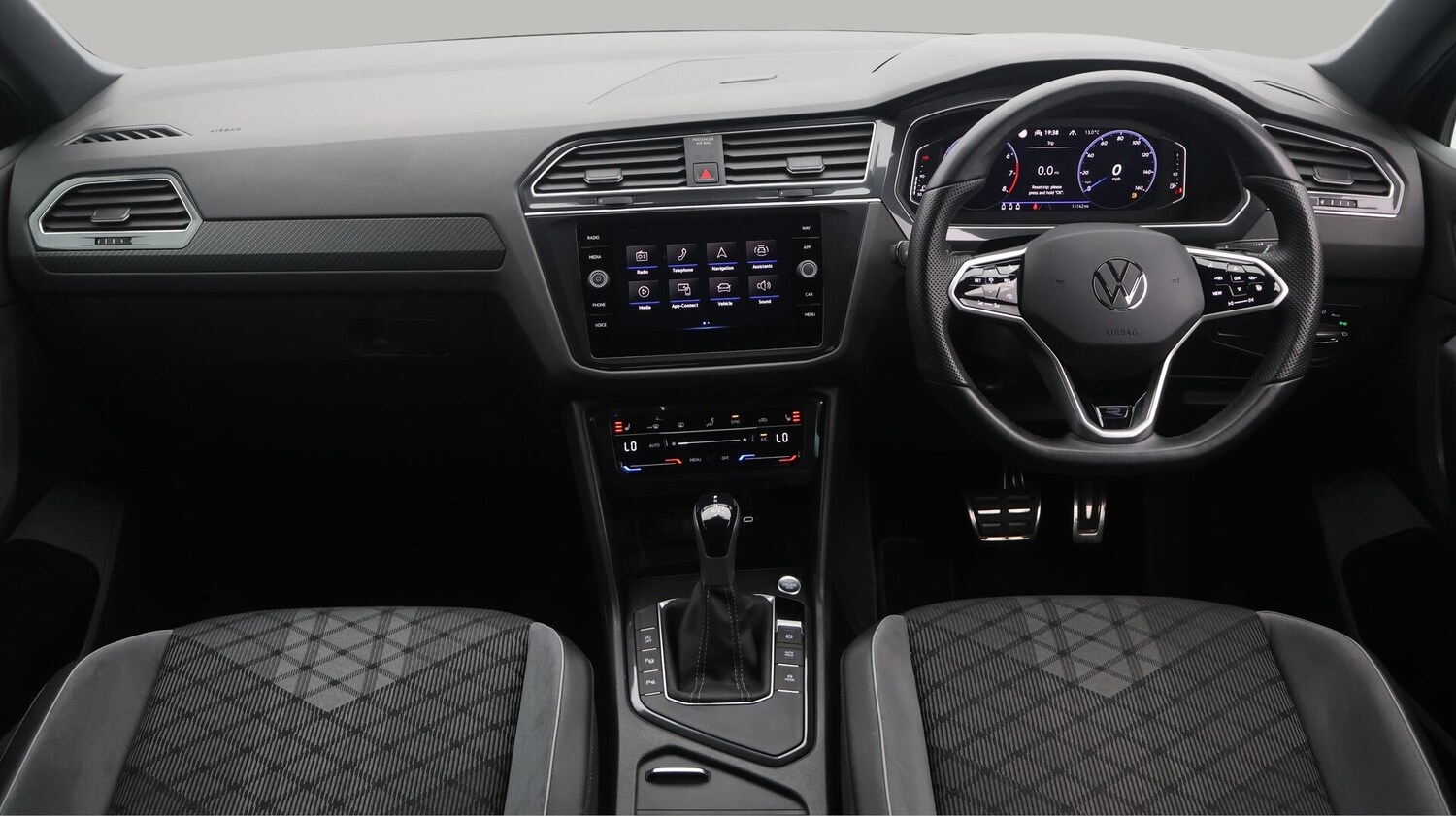 Used Volkswagen Tiguan 2023 for sale - 76408800: Photo 14