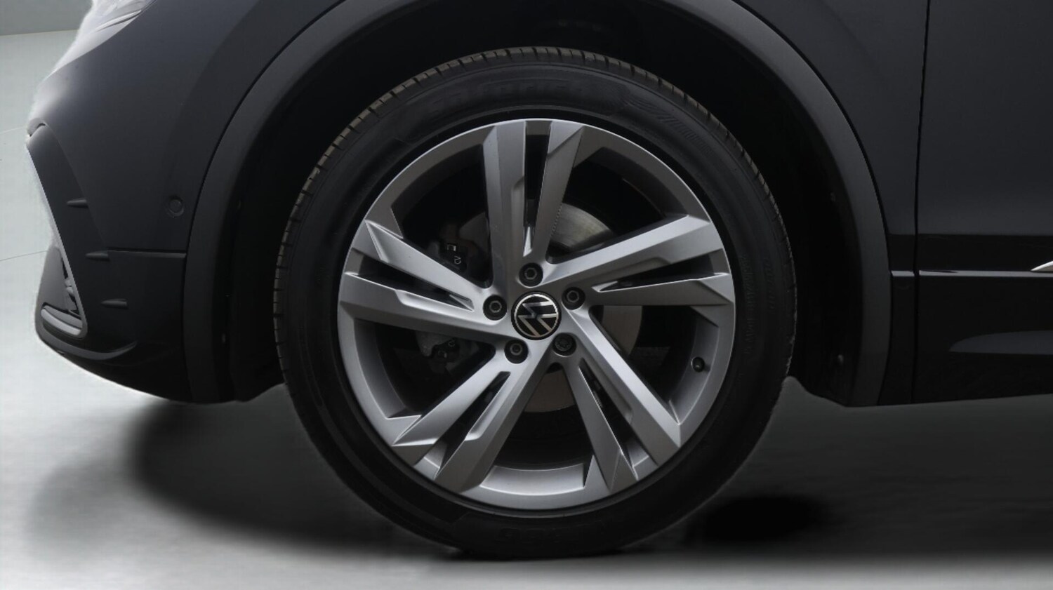 Used Volkswagen Tiguan 2023 for sale - 76408800: Photo 19