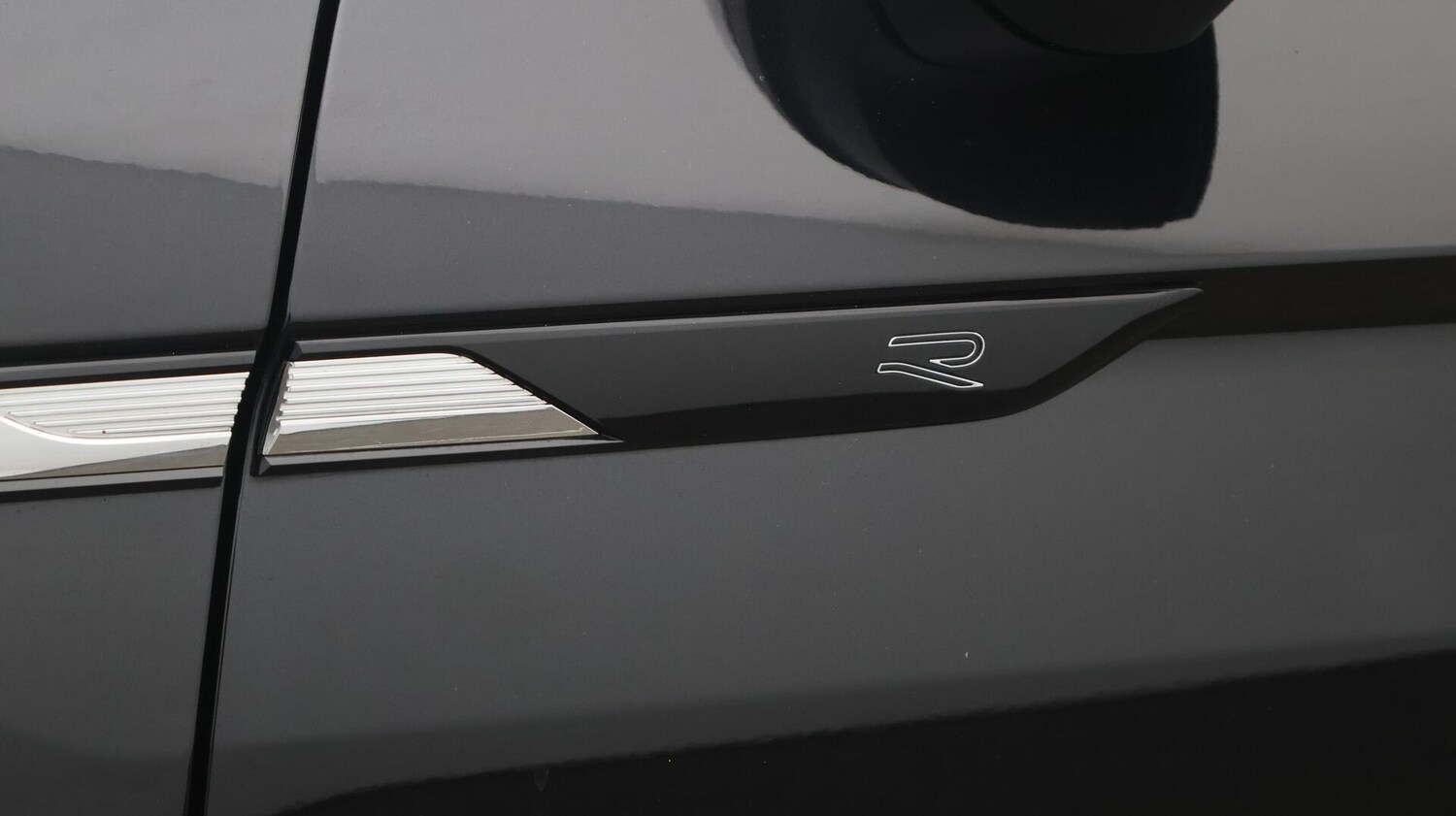 Used Volkswagen Tiguan 2023 for sale - 76408800: Photo 21