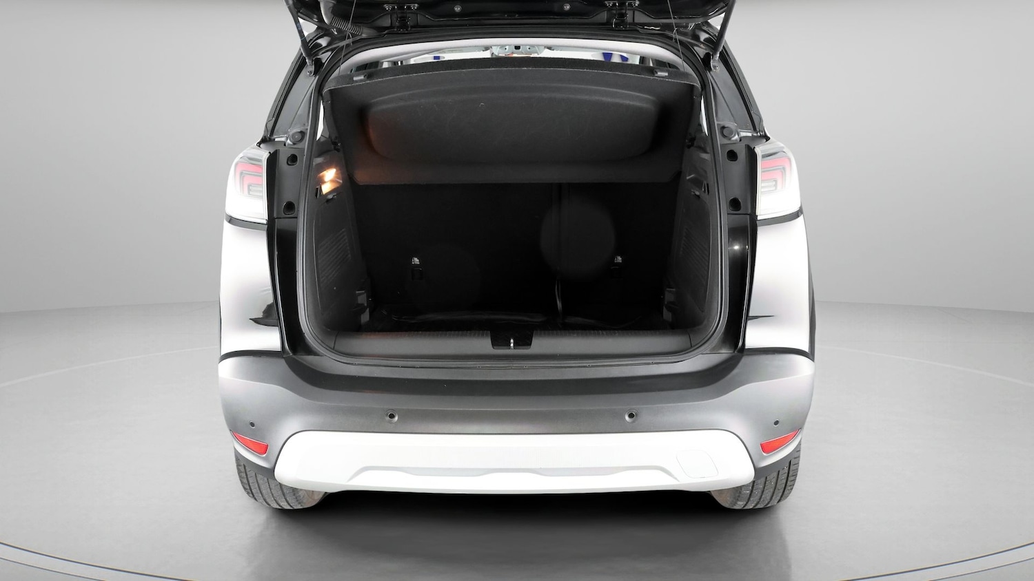 Used Vauxhall Crossland 2021 for sale - 77630905: Photo 17