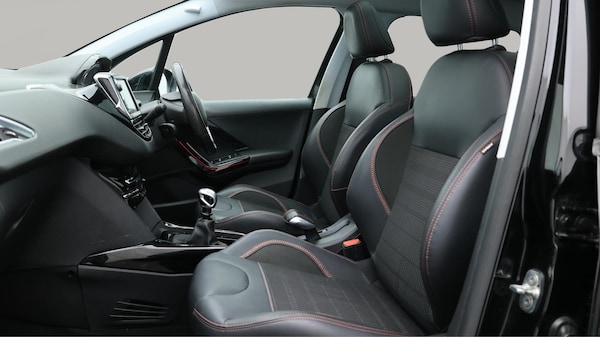 Used Peugeot 2008 2019 for sale - 75809506: Photo 15