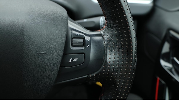 Used Peugeot 2008 2019 for sale - 75809506: Photo 27